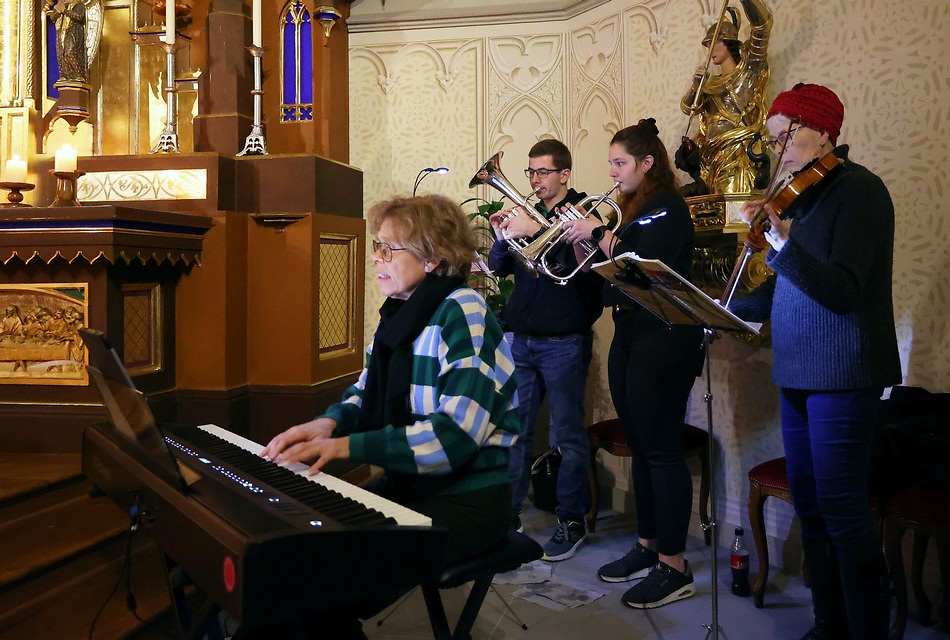  TaizeBuenzenbb2024 12 08 Taize 02